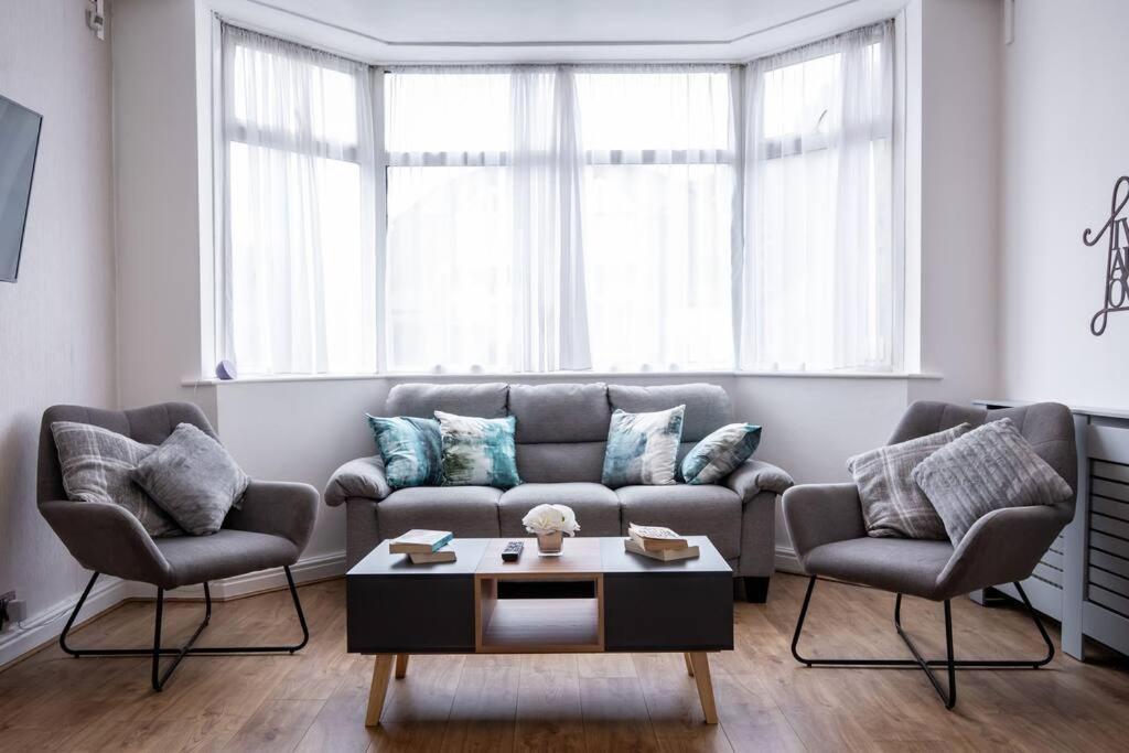 Windsor House 3 Bedrooms Sleeps 8 Manchester Exteriér fotografie