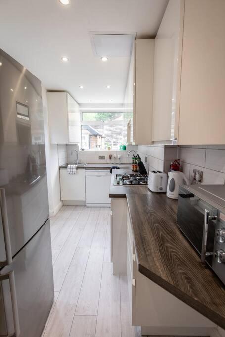 Windsor House 3 Bedrooms Sleeps 8 Manchester Exteriér fotografie